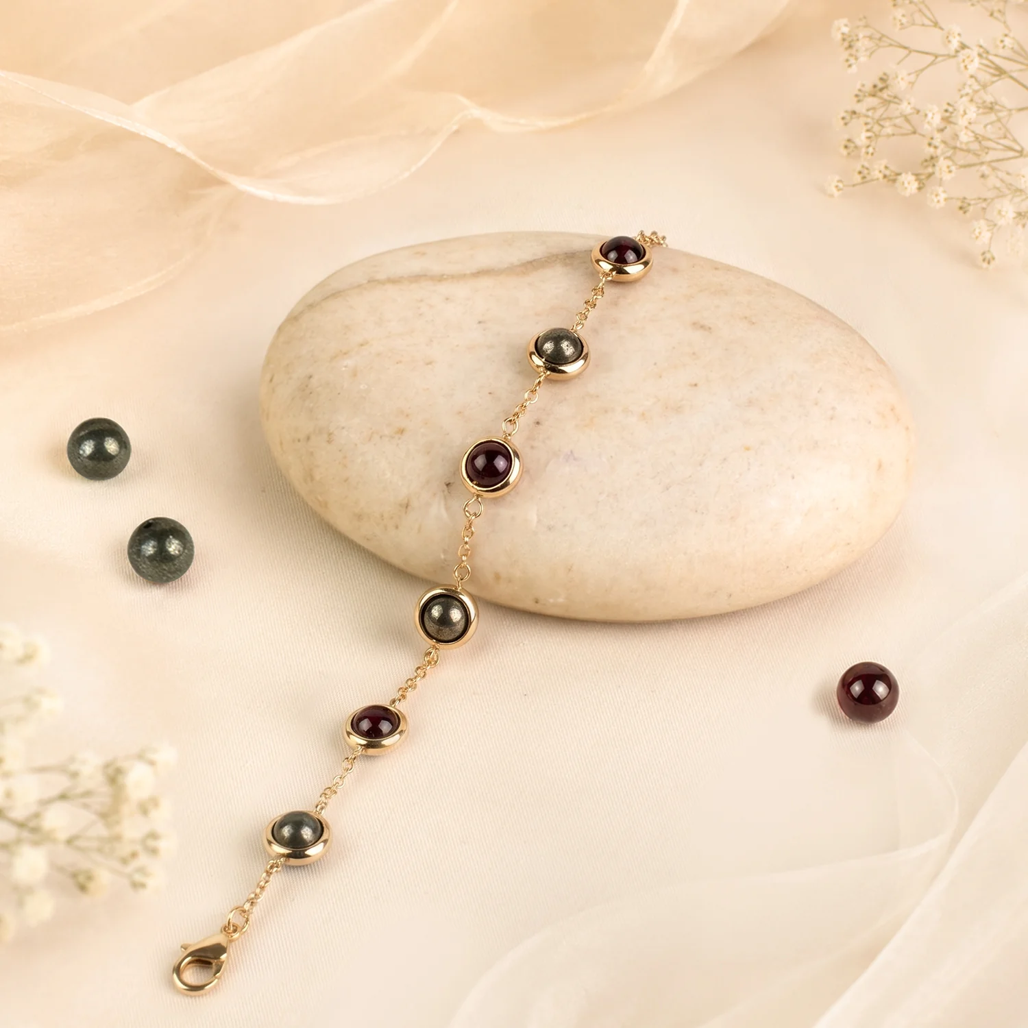 Love & Money Metal Bracelet for Women