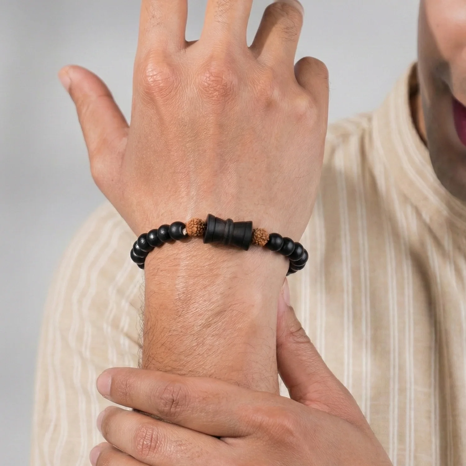 Rudraksha Karungali Healing Bracelet With Damru 8mm - Image 7